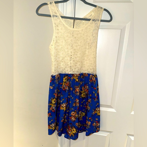 Vintage Havana Dresses & Skirts - Vintage Havana Size Small EUC
